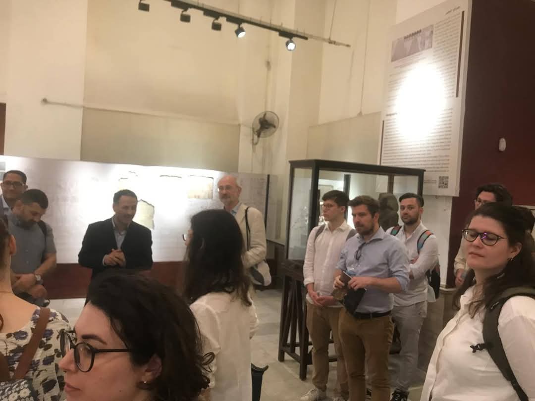 المتحف المصري بالتحرير يستقبل وفدًا أكاديميًا من جامعة فيينا 