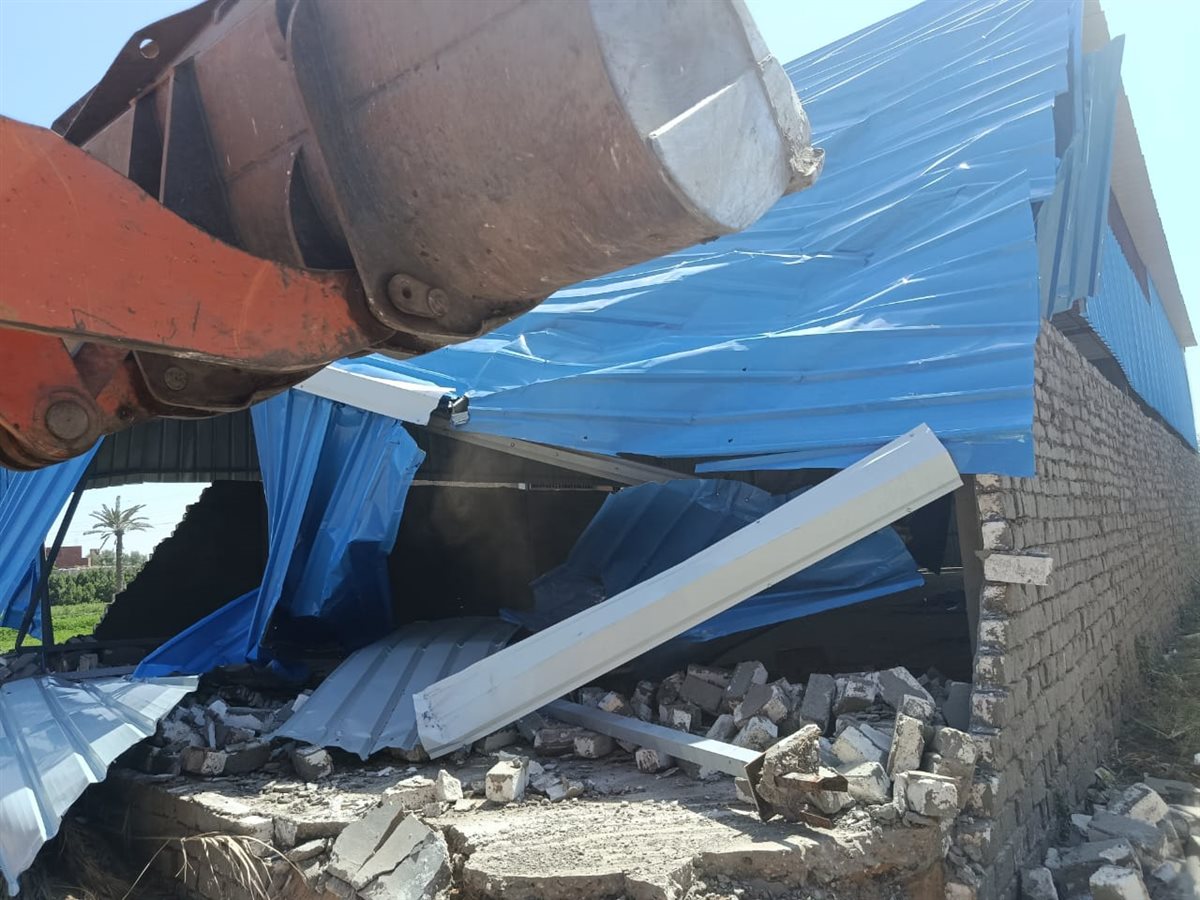 إزالة 21 حالة تعدٍ بالبناء المخالف على الأراضي الزراعية