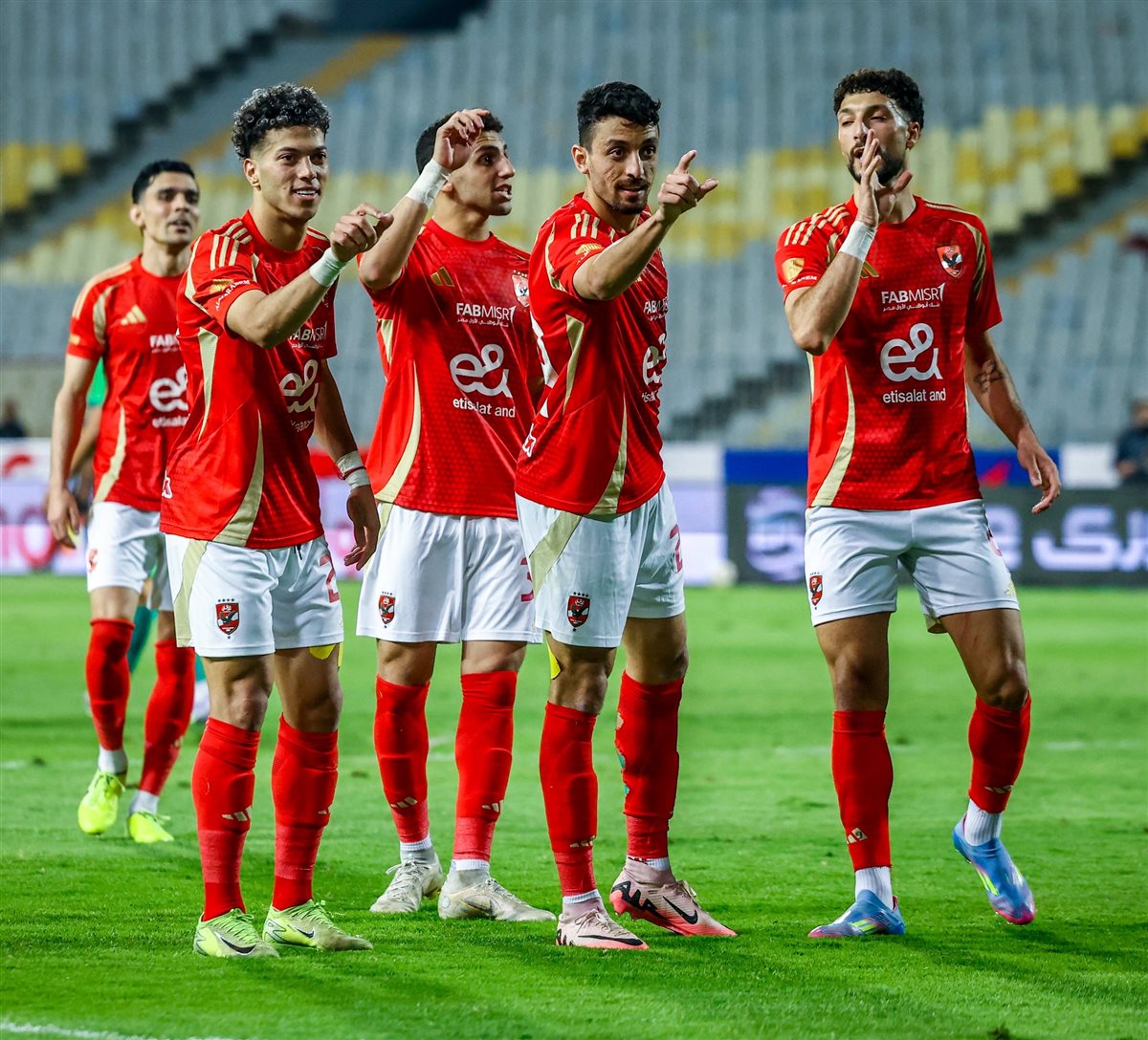 ترتيب الأهلي وسيراميكا كليوباترا في الدوري المصري