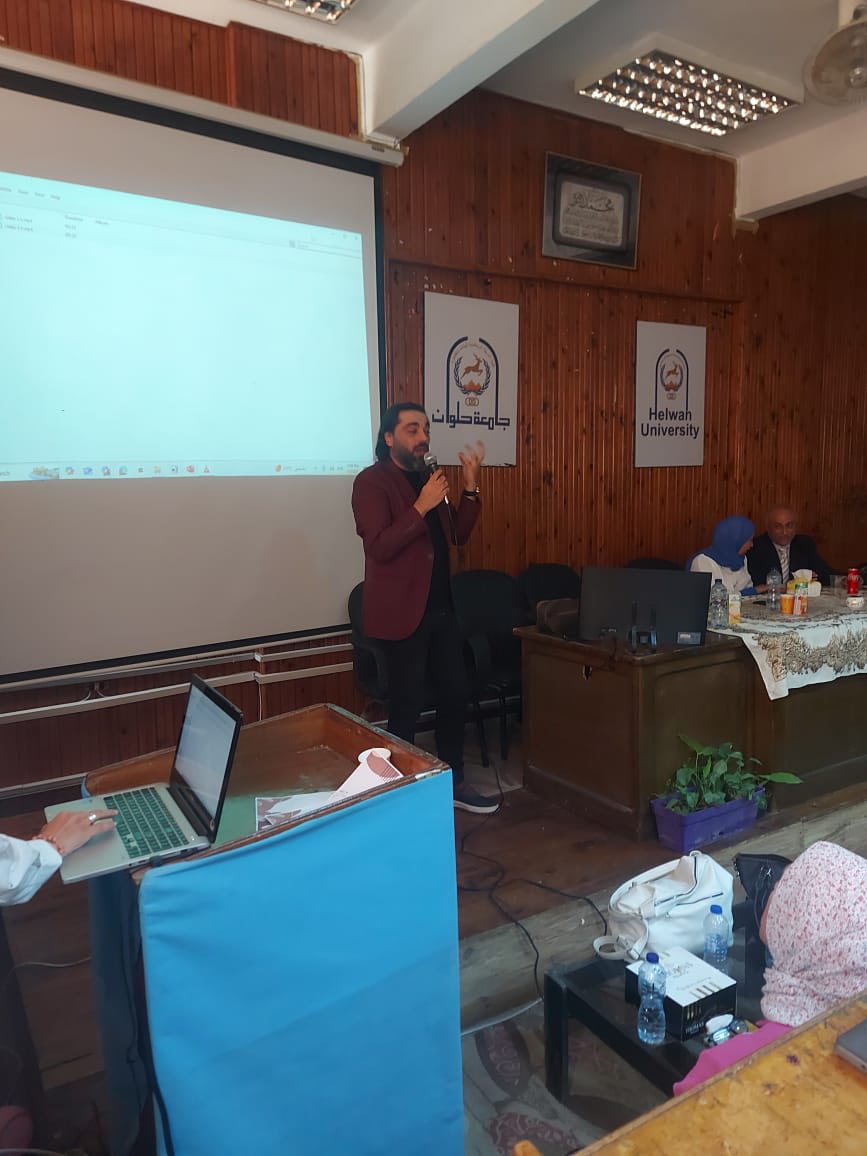 محمود صلاح في جامعة حلوان