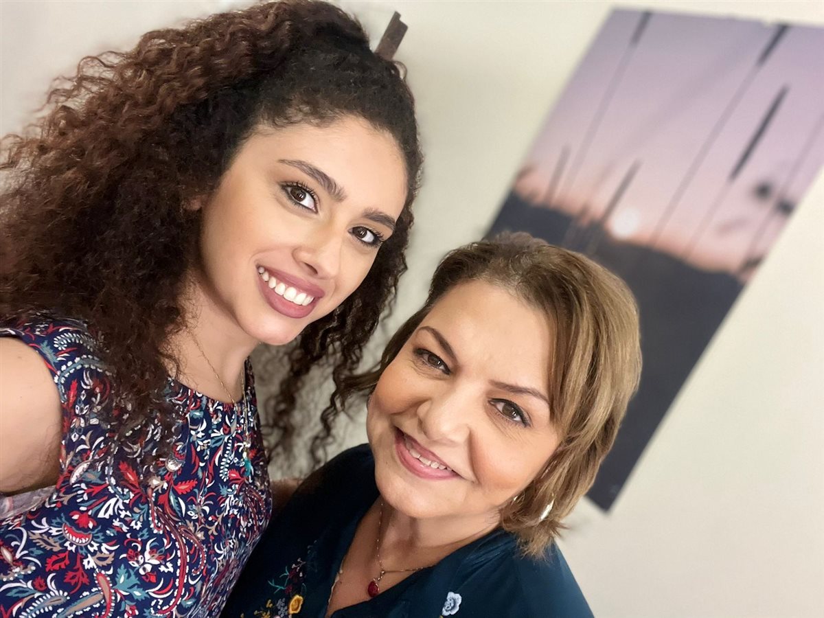 عزة لبيب من  أحداث مسلسل حرب الجبالي