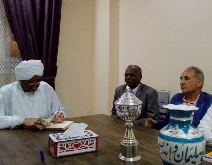 القنصل العام للسودان بأسوان