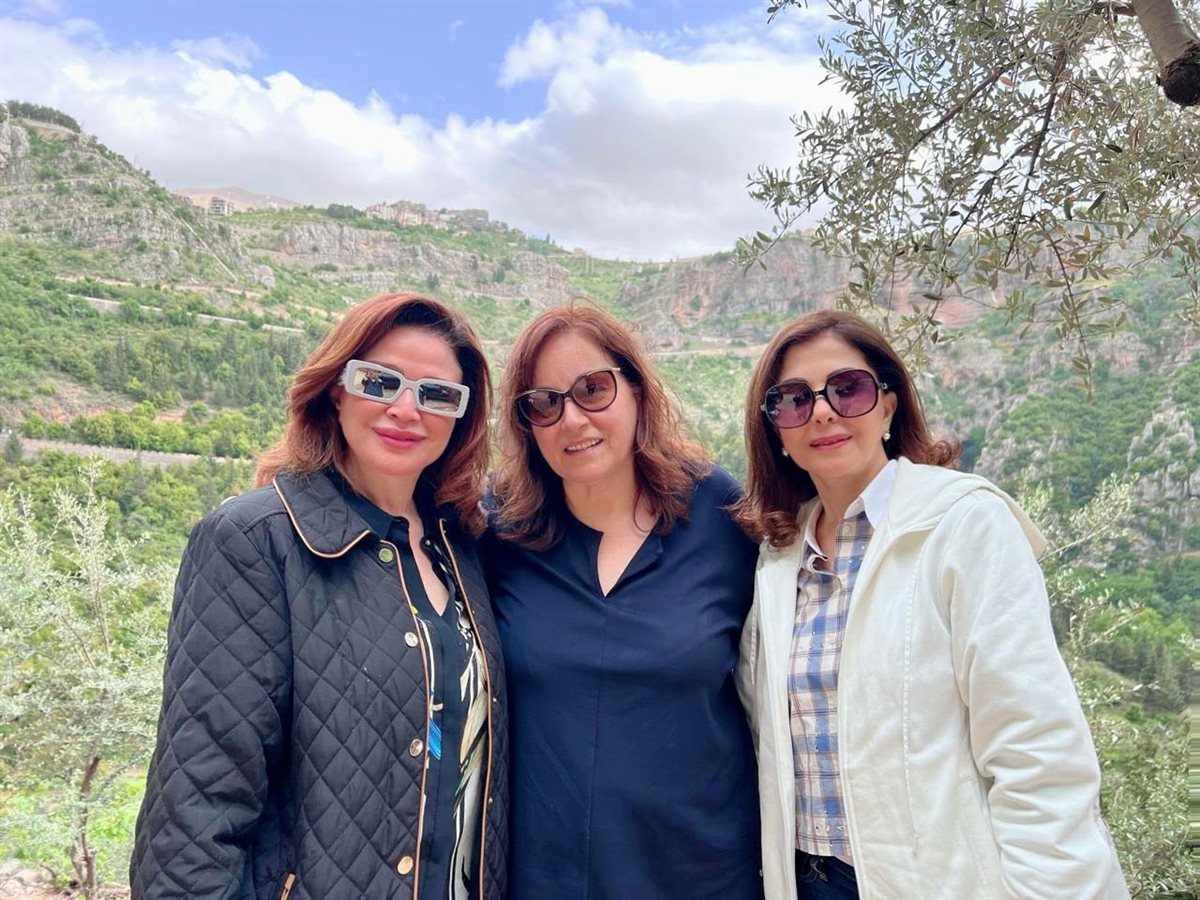 جولة خاصة لـ إلهام شاهين وماجدة الرومي وكلوديا مارشيليان في لبنان