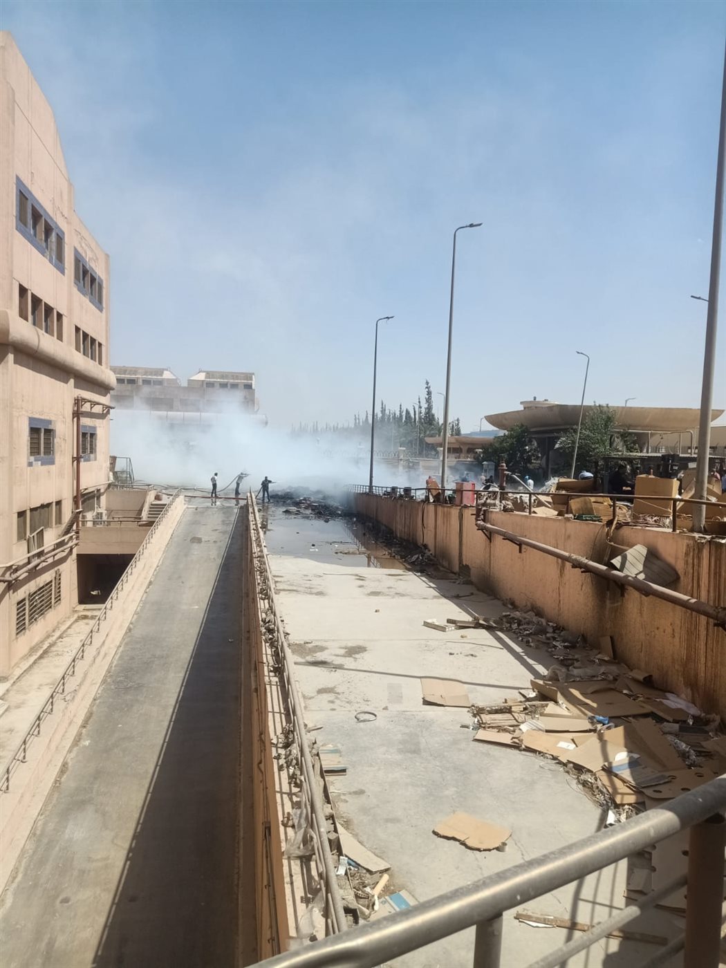 جانب من الحريق 