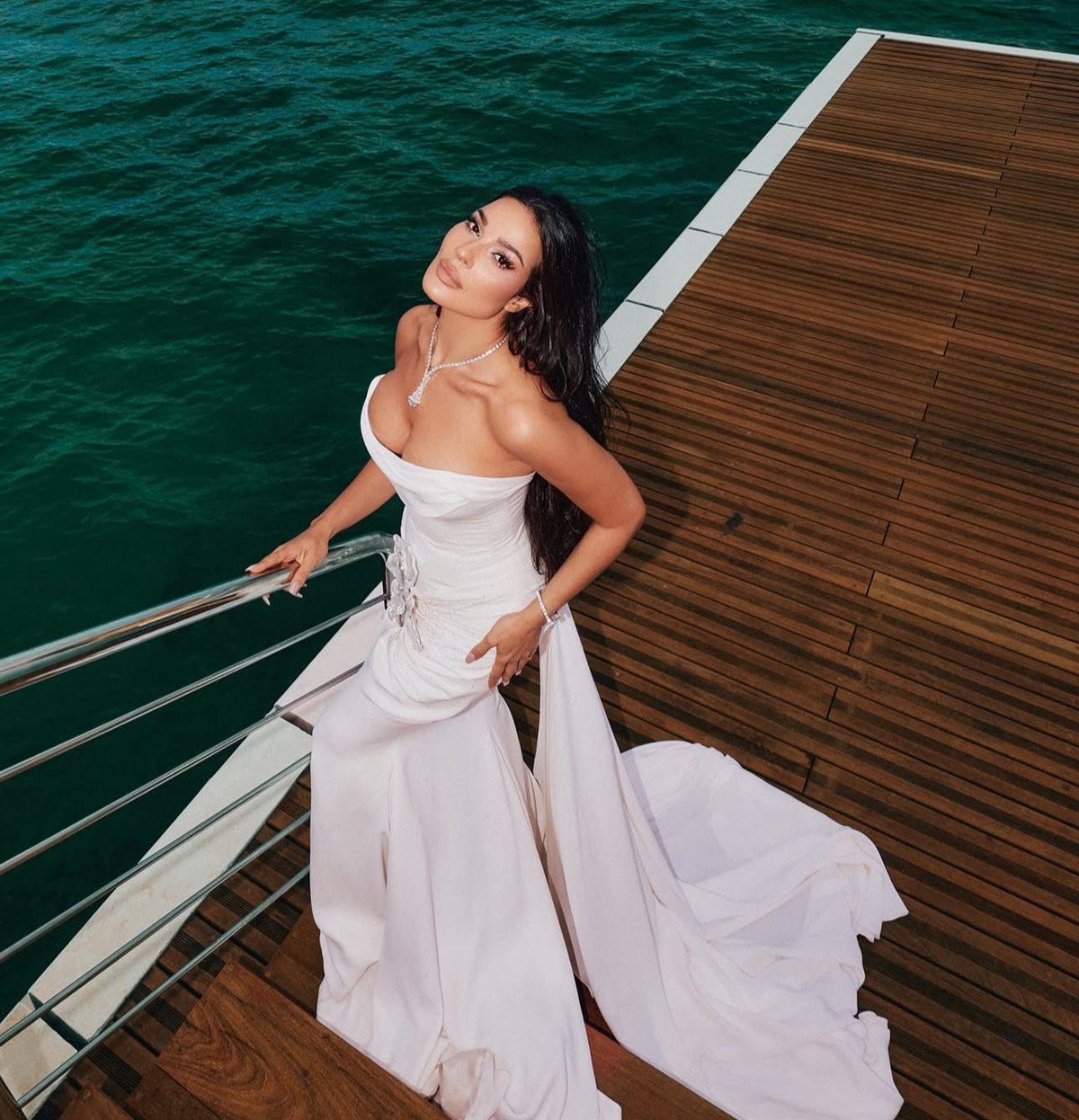 نادين نسيب نجيم تتألق في مهرجان كان