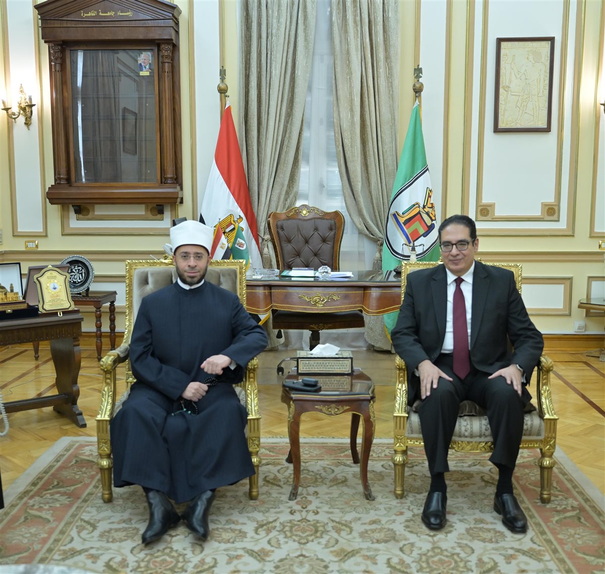 &nbsp;تدريب 100 من الأئمة والواعظات.. وزير الأوقاف: جامعة القاهرة إحدي المؤسسات الكبرى وهي منبر لنشر العلم بربوع الوطن العربي&nbsp;