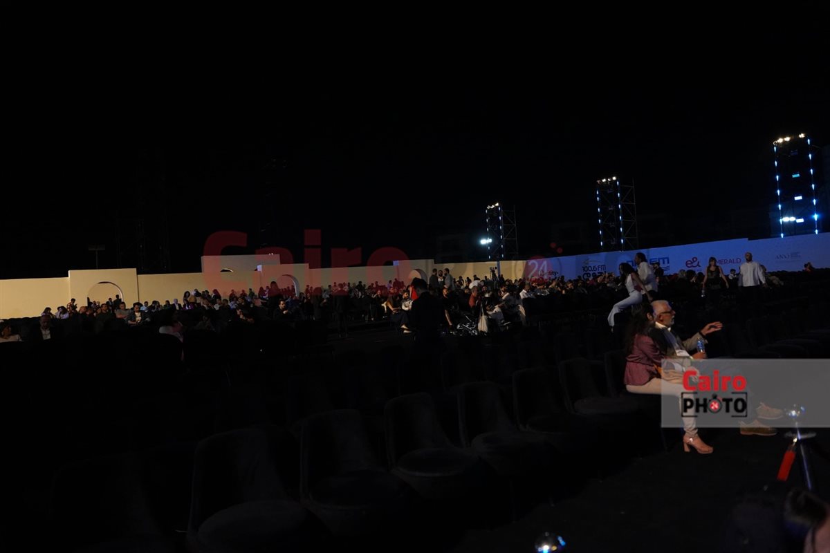 توافد الجمهور على حفل هبة طوجي في مصر