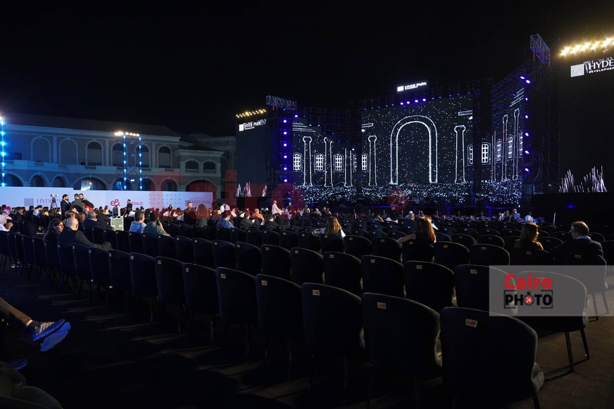 توافد الجمهور على حفل هبة طوجي في مصر