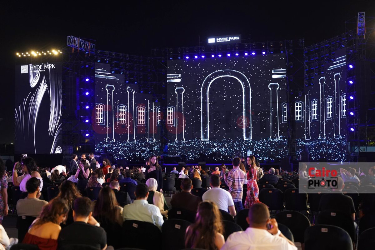 توافد الجمهور على حفل هبة طوجي في مصر