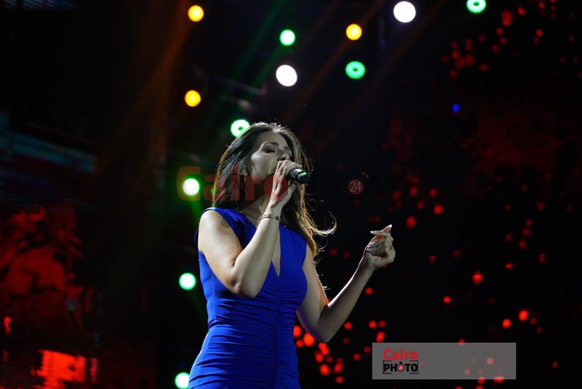 هبة طوجي تتألق في حفلها في مصر بـ هايد بارك