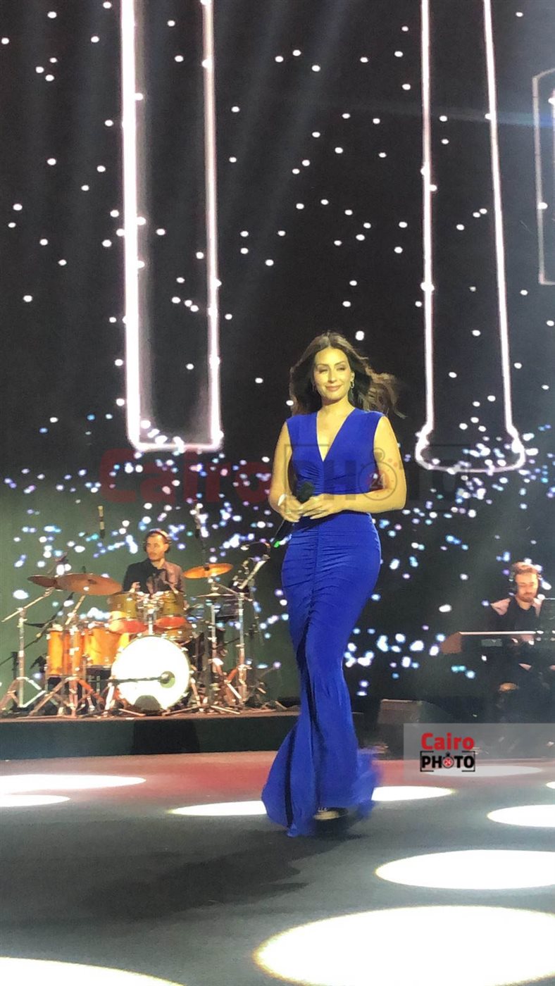 هبة طوجي تتألق في حفلها في مصر بـ هايد بارك