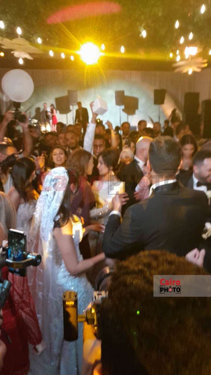 بحضور نجوم الفن.. حفل زفاف هيا كتكت ابنة أمل رزق