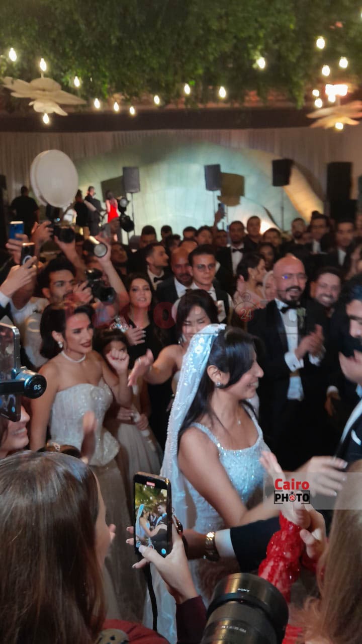 بحضور نجوم الفن.. حفل زفاف هيا كتكت ابنة أمل رزق