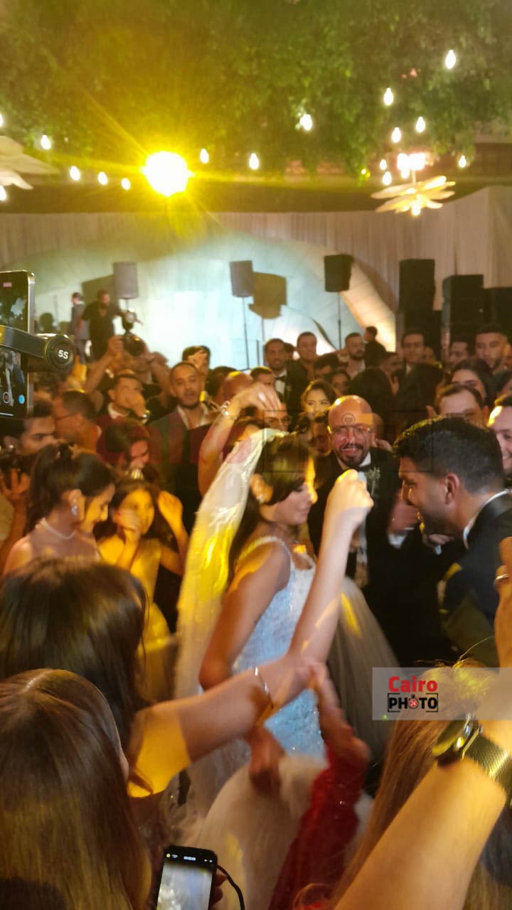 بحضور نجوم الفن.. حفل زفاف هيا كتكت ابنة أمل رزق