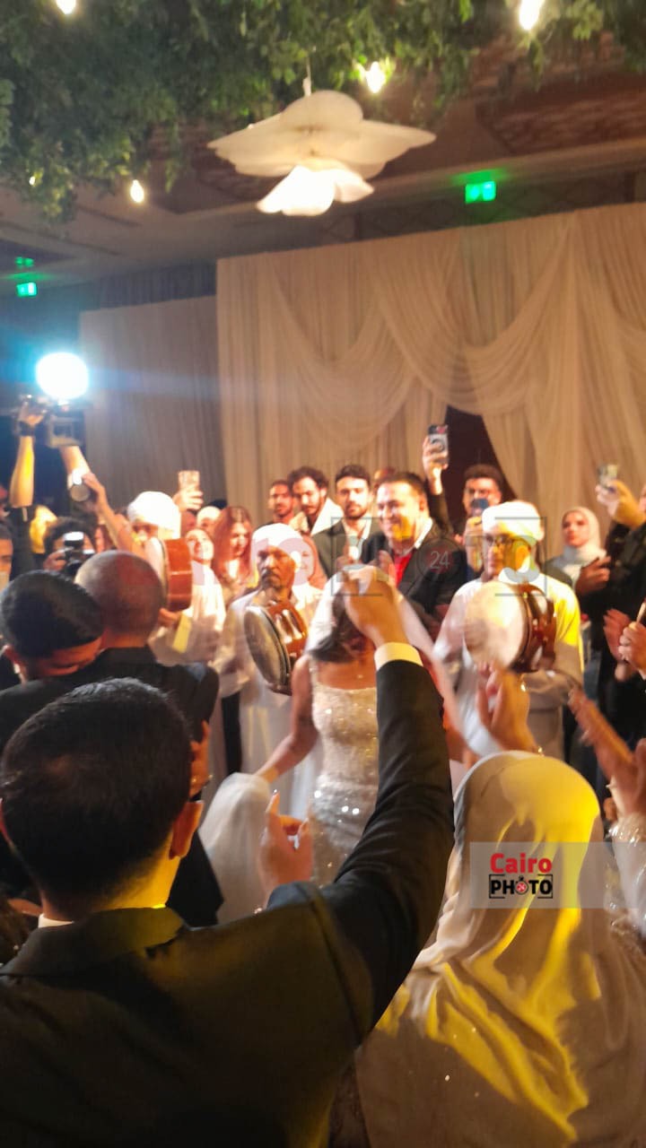 بحضور نجوم الفن.. حفل زفاف هيا كتكت ابنة أمل رزق