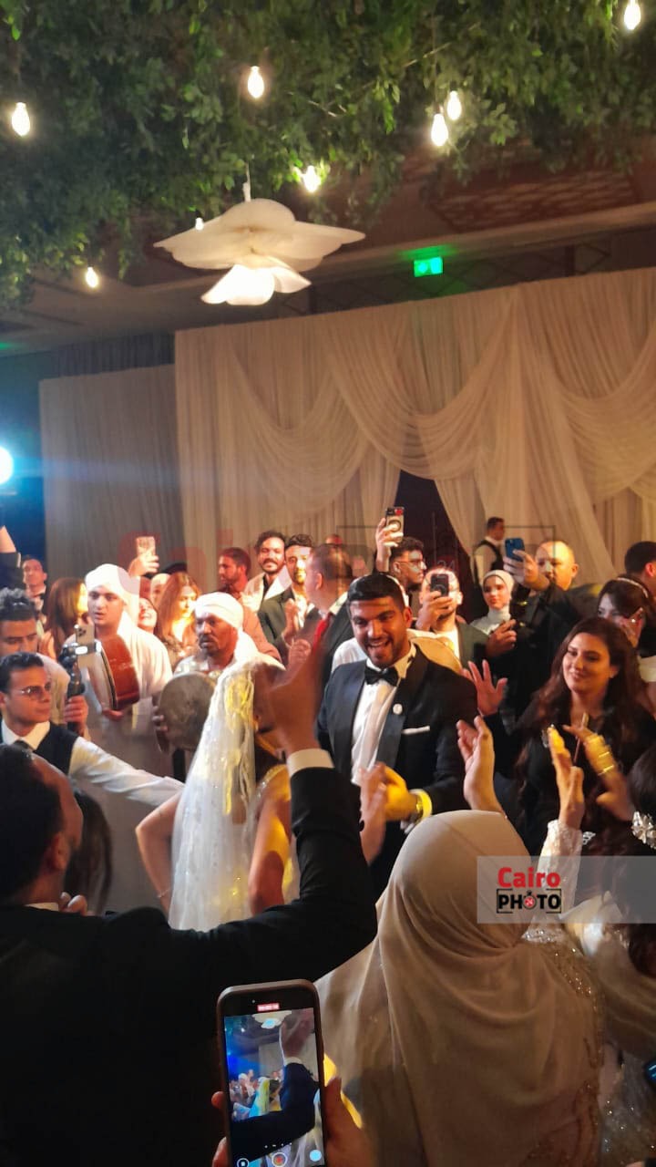 بحضور نجوم الفن.. حفل زفاف هيا كتكت ابنة أمل رزق