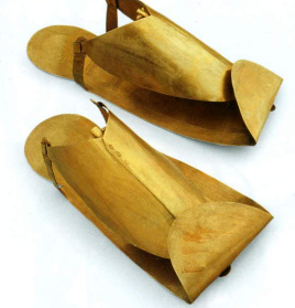 صنادل جنائزية لـ الملك بسوسنس الأول