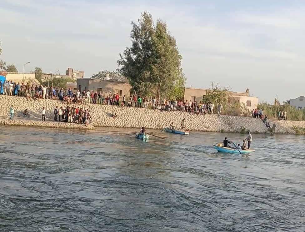 عمليات البحث عن جثمان صبي في مياه قناطر بولين بالبحيرة 