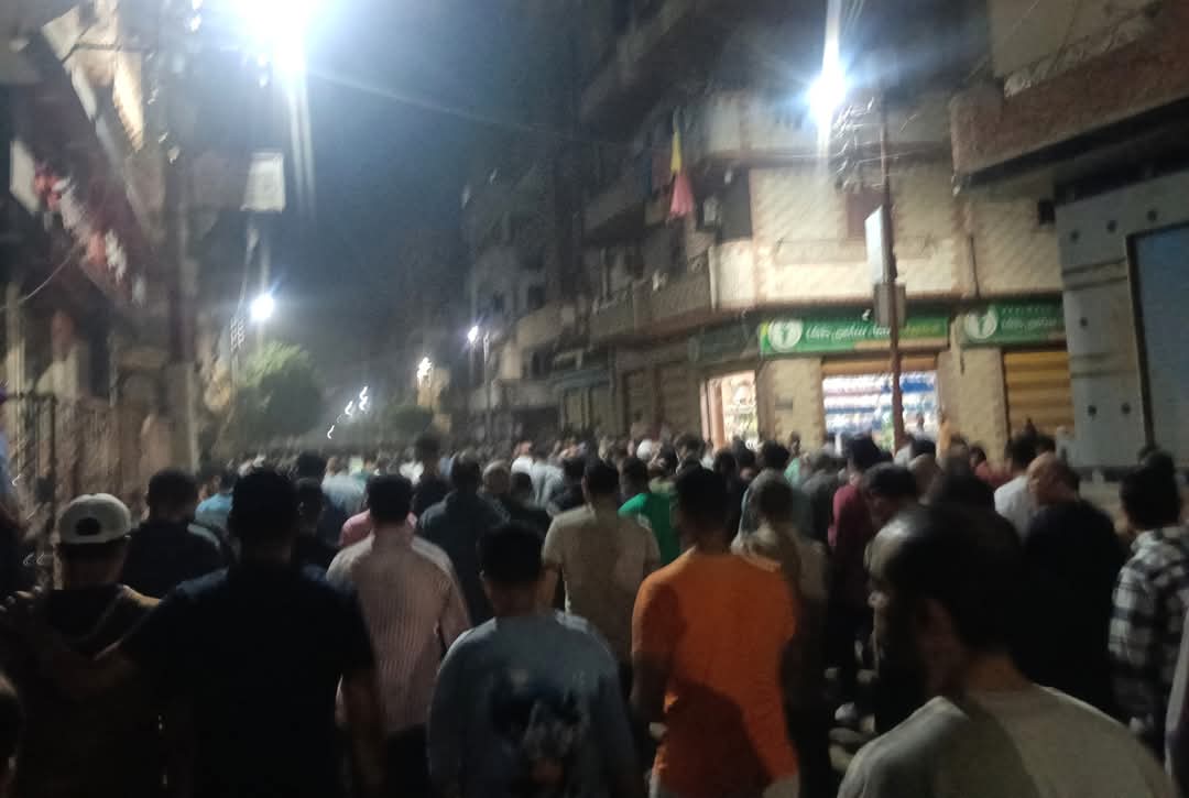 أهالي كوم حمادة يشيعون جثمان «عبد الرحمن» في جنازة مهيبة