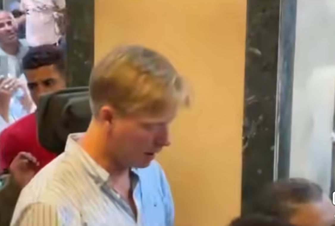 كرس في الحضرة وجلسات الذكر