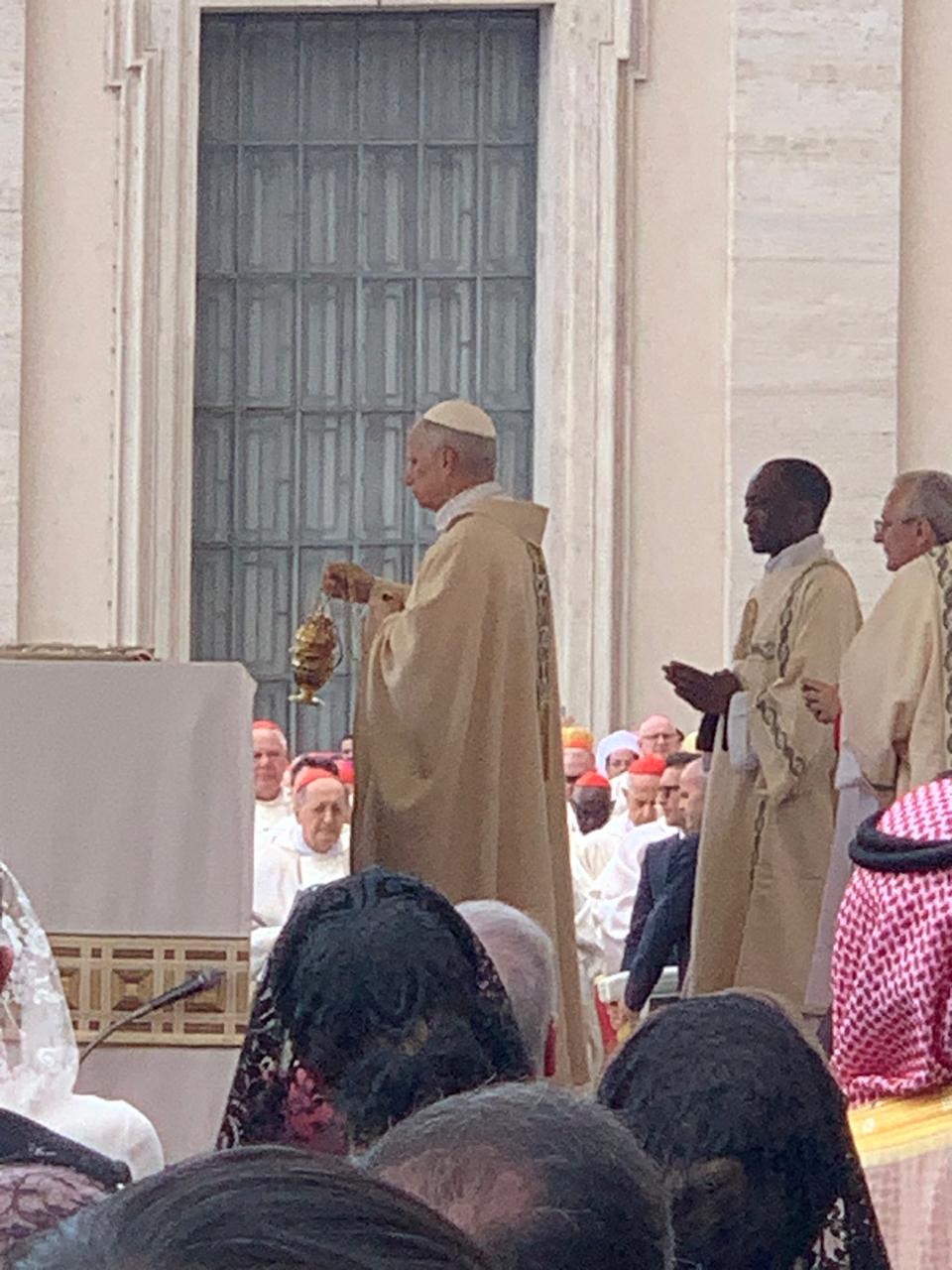 تنصيب بابا الفاتيكان