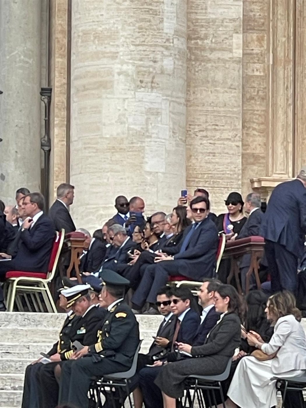 تنصيب بابا الفاتيكان