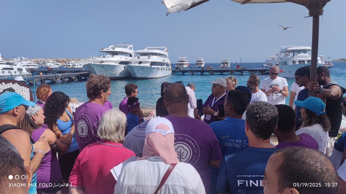 حملة نظافة الشواطئ بشرم الشيخ 