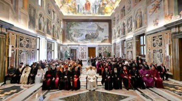 الوفد القبطي يلتقي بابا الڤاتيكان الجديد 