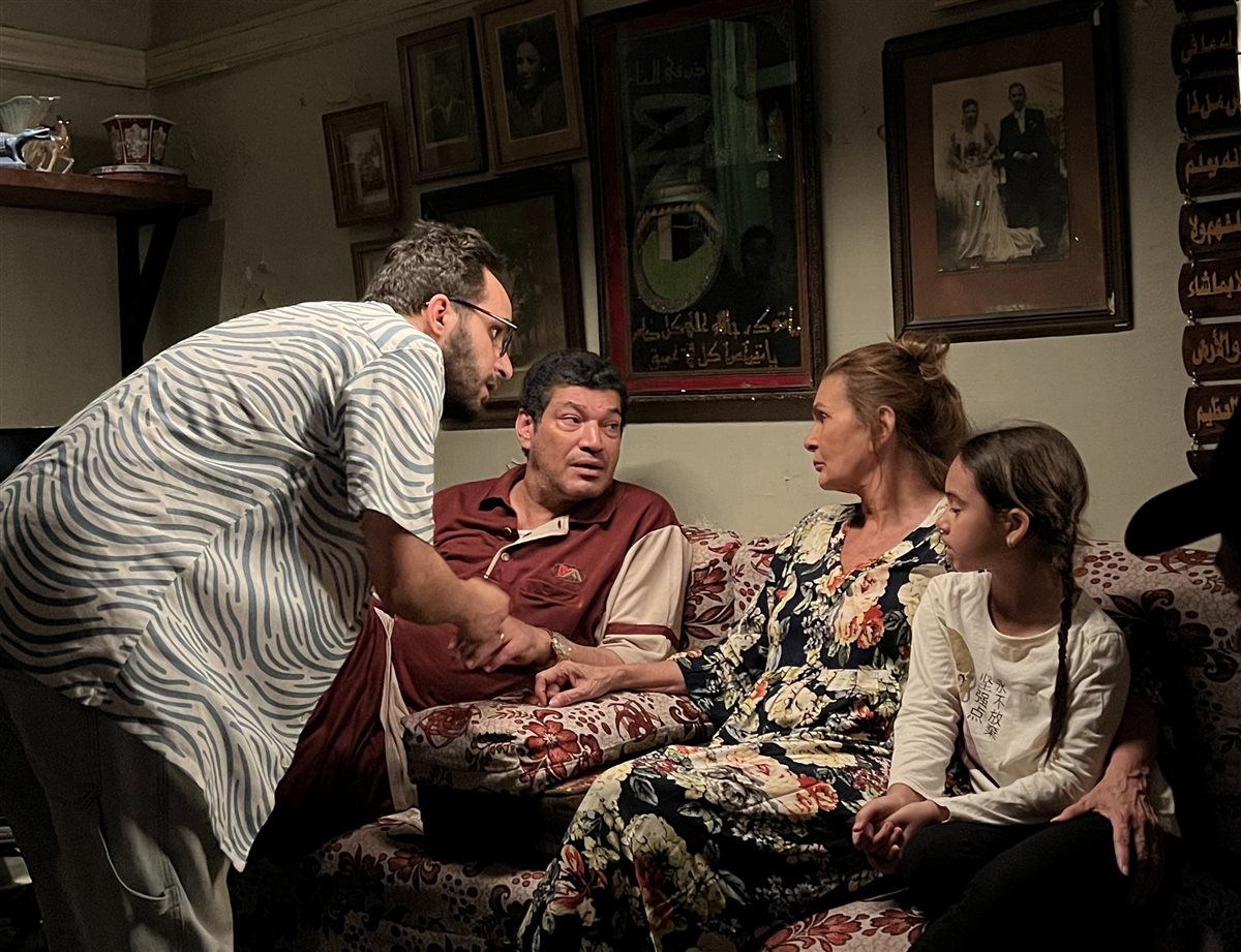 الصور الأولى من كواليس فيلم بنات فاتن لـ يسرا وباسم سمره وهدي المفتي