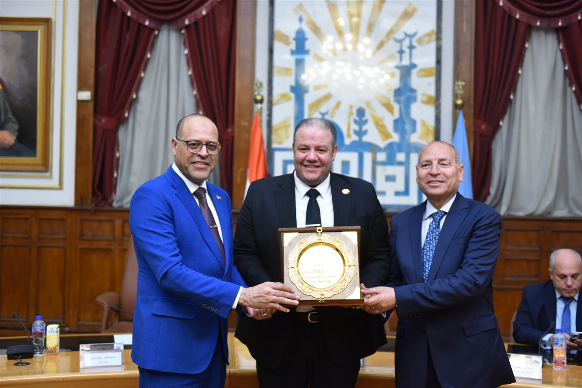 جانب من التكريم 