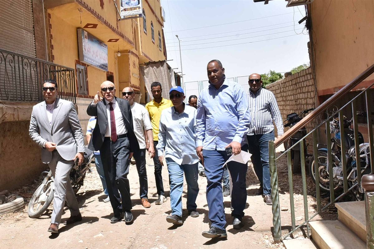 محافظ الأقصر يقود حملة لإزالة التعديات على أراضي الدولة