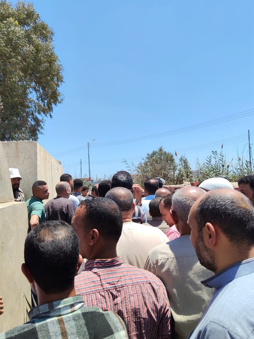 لحظة تشيع الجثمان بكفر الشيخ 