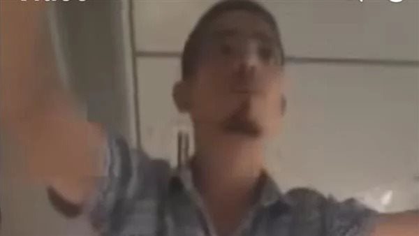 محمد عاطف والد الصغير مريض القلب 