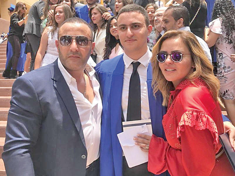 مها الصغير وأحمد السقا ونجلهما ياسين