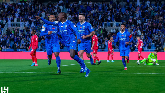 القنوات الناقلة لـ بث مباشر مباراة الهلال والوحدة اليوم في دوري روشن السعودي