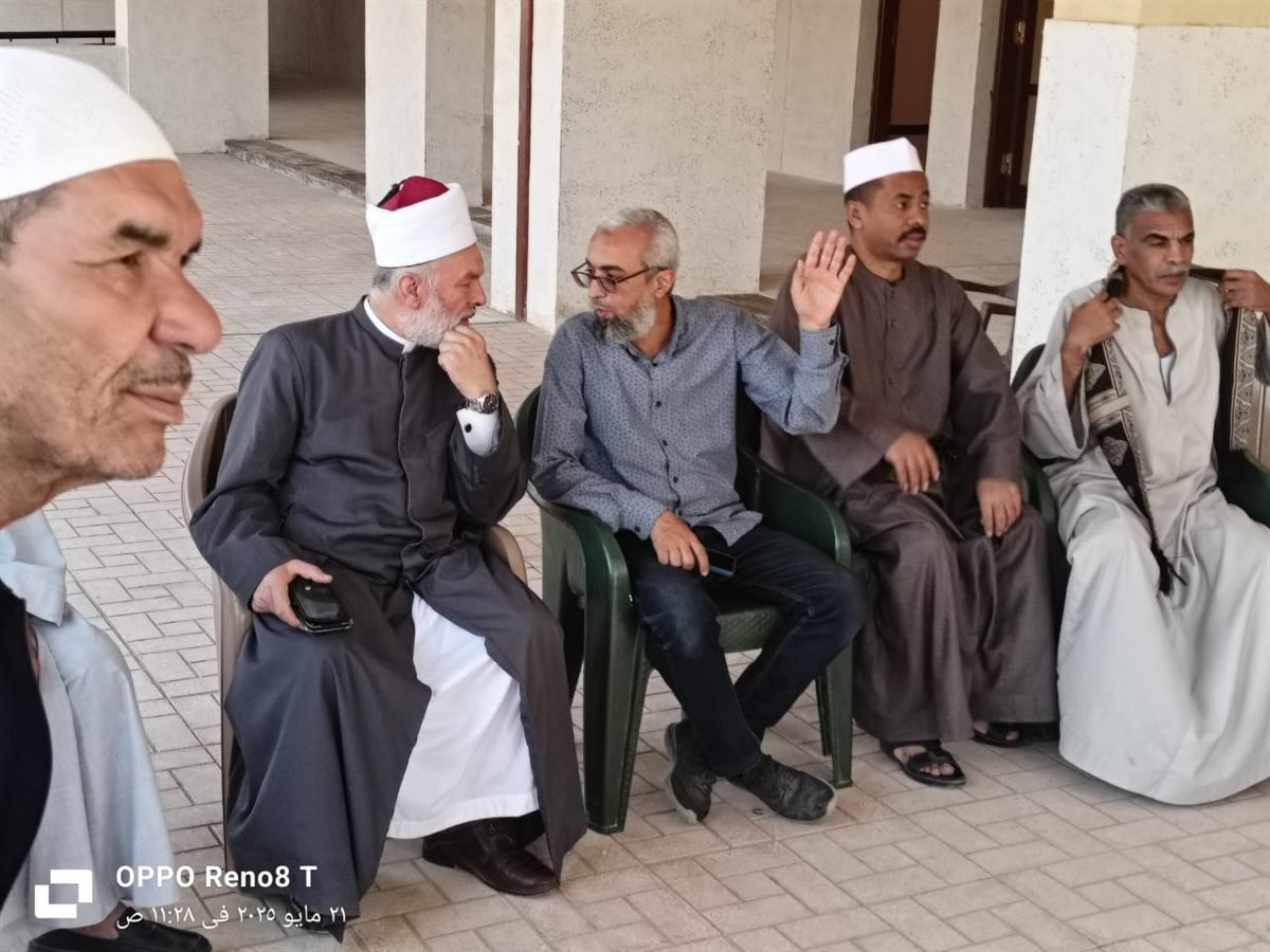  رئيس منطقة سوهاج الأزهرية يشهد استلام معهد الرقاقنة الإعدادي الثانوي| صور