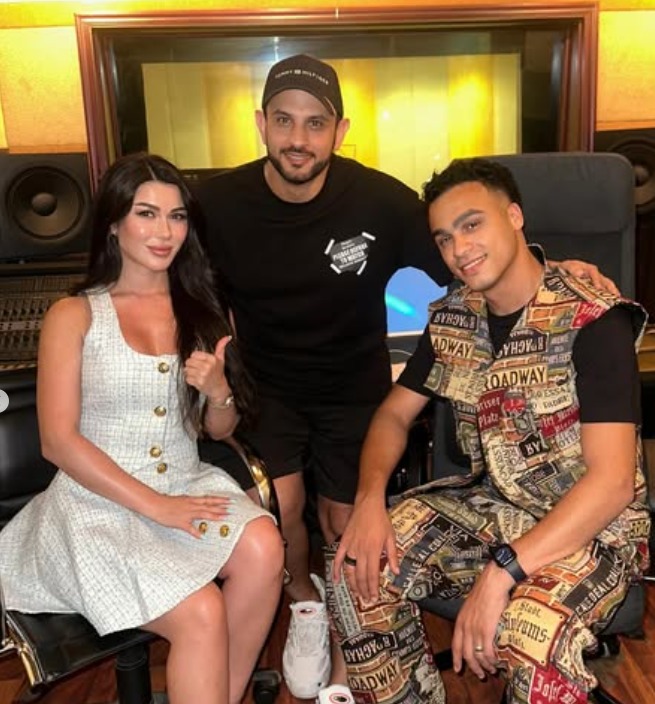 جلسة تصالح مصطفى حدوتة ولميس كان صاحبة أغنية مسيطرة بعد فترة من الخلافات