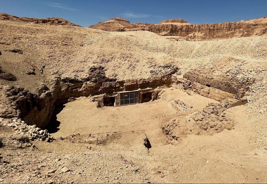 اكتشاف مقبرة عمدة طيبة