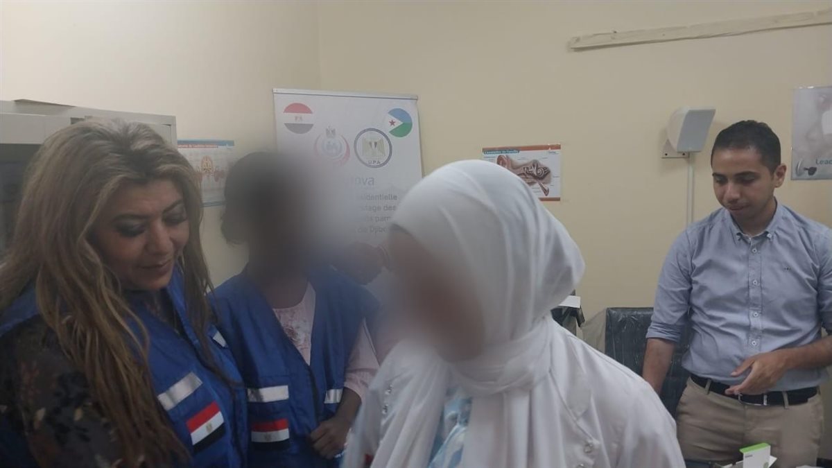  الصحة: إرسال قافلتين طبيتين إلى جيبوتي لتنفيذ مبادرة رئاسية لفحص السمع ودعم مرضى الفشل الكلوي في إطار تعزيز التعاون الصحي بين البلدين
