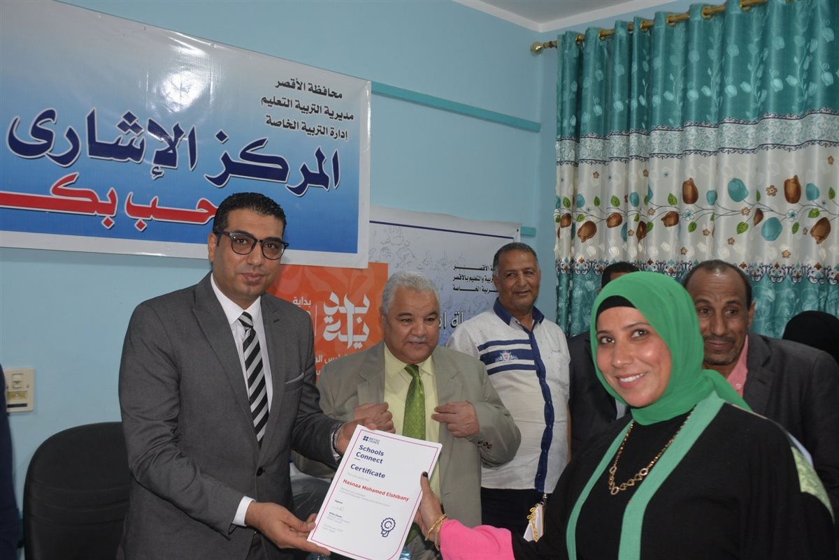 الدكتور هشام ابو زيد نائب محافظ الأقصر 