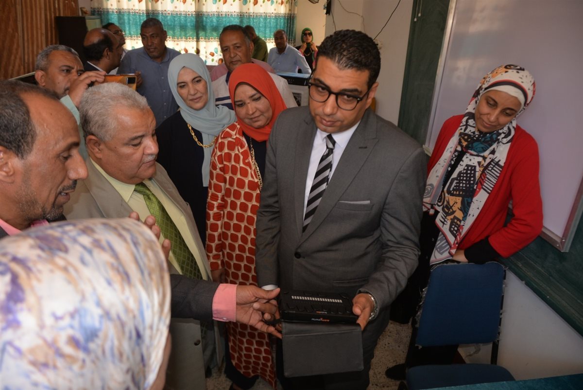 الدكتور هشام ابو زيد نائب محافظ الأقصر 