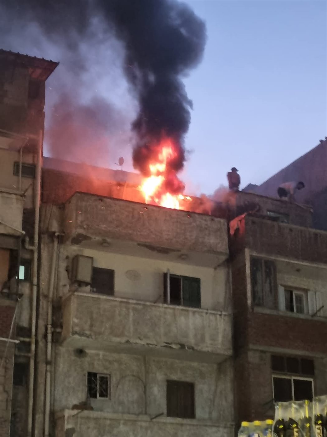 حريق بشقة سكنية بالإسكندرية 