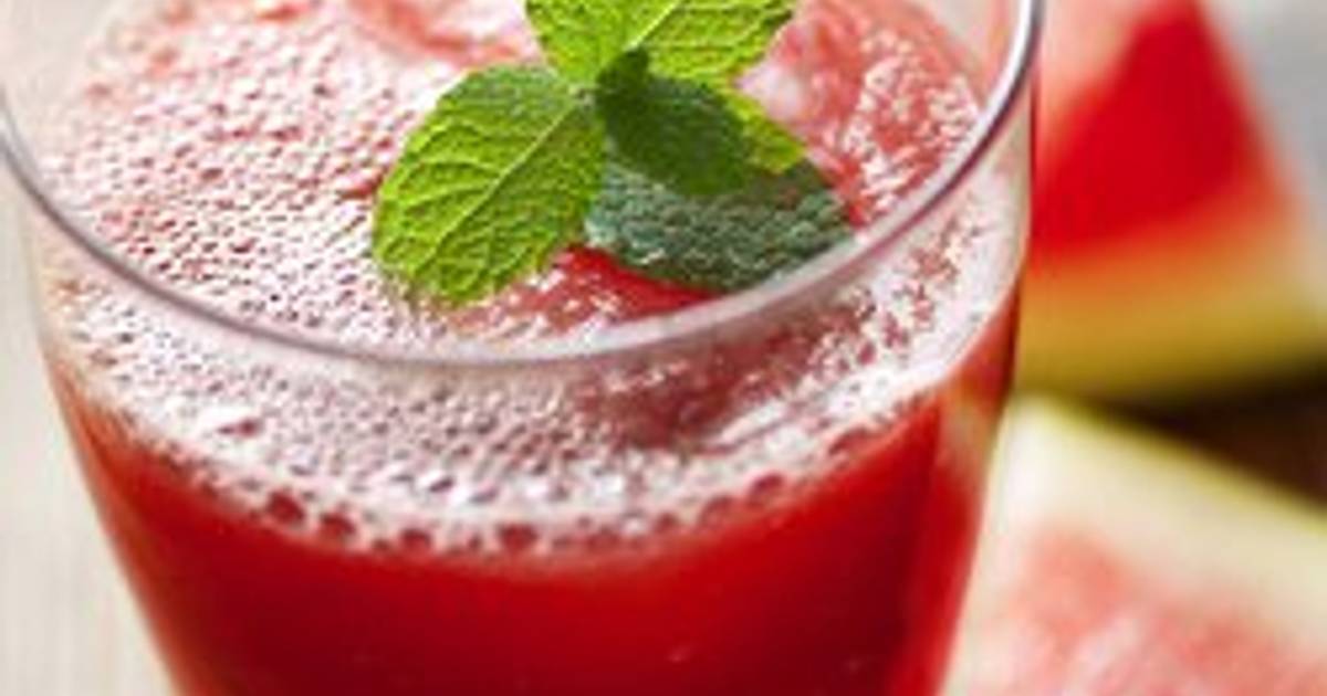 وصفة احترافية هتبهرك.. طريقة عمل بطيخ بالتوت خطوة بخطوة