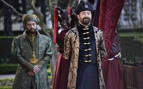 خالد أرغنتش نجم حريم السلطان يواجه حكمًا بالسجن بتهمة الشهادة الزور