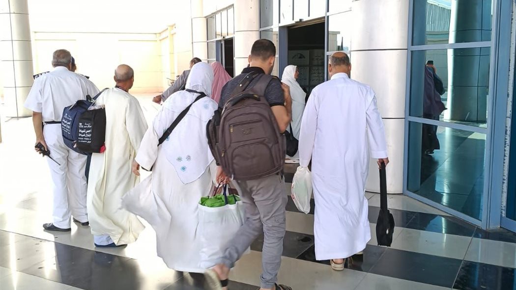 كلمات مؤثرة تهنئ بها الحجاج