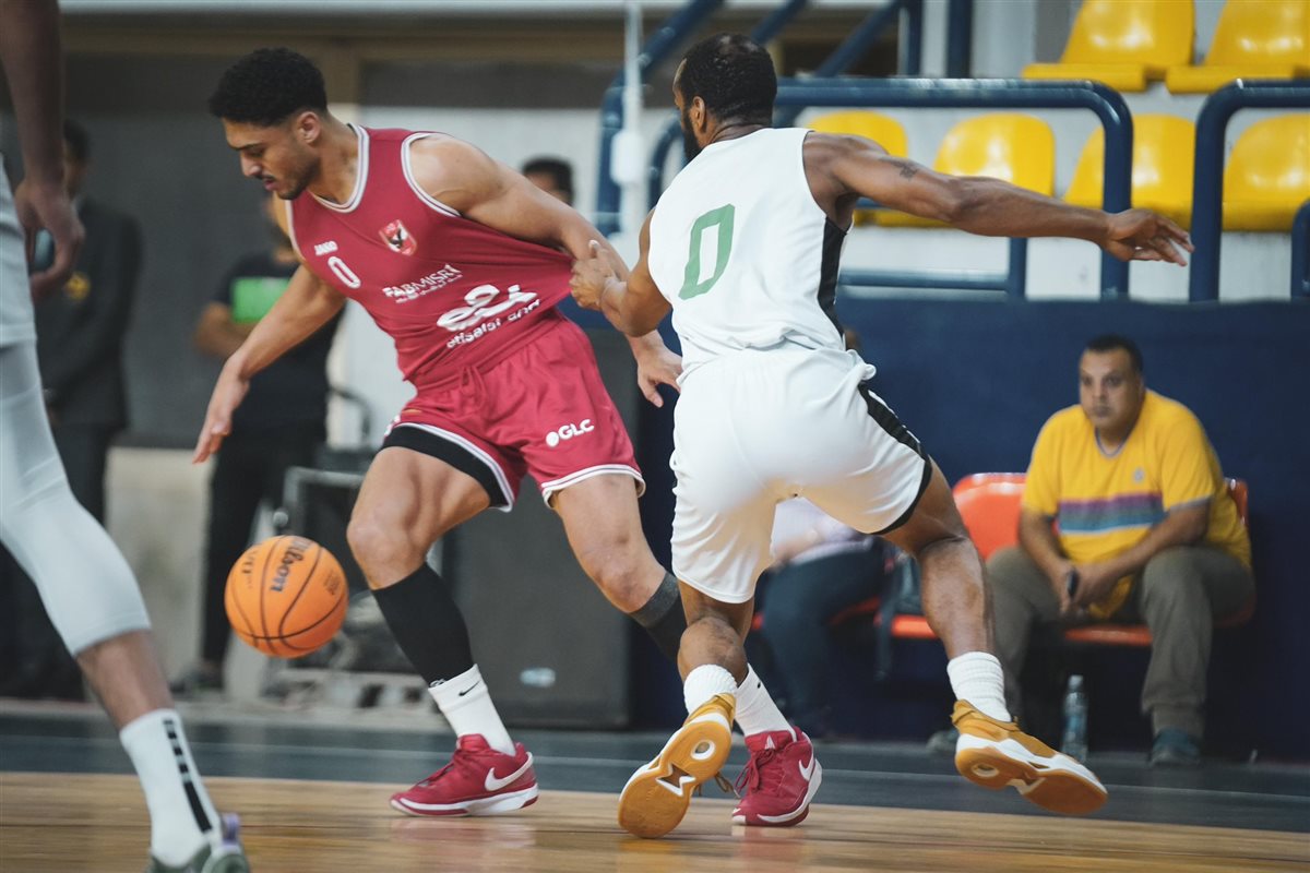 سلة الأهلي والاتحاد