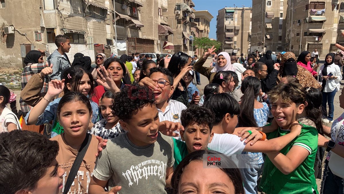 فرحة الطلاب بانتهاء الامتحانات ببورسعيد 