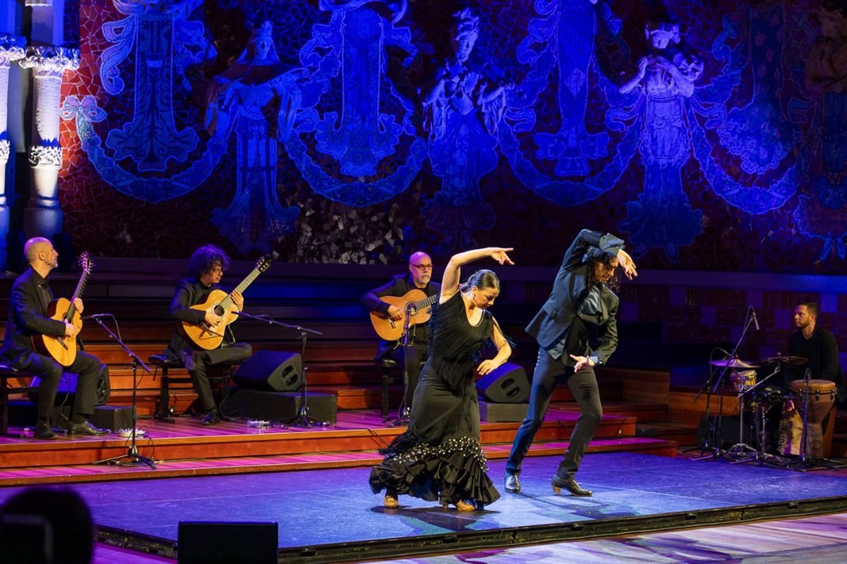 أول مرة.. ثلاثى جيتار برشلونة العالمية تشعل ليالى القاهرة