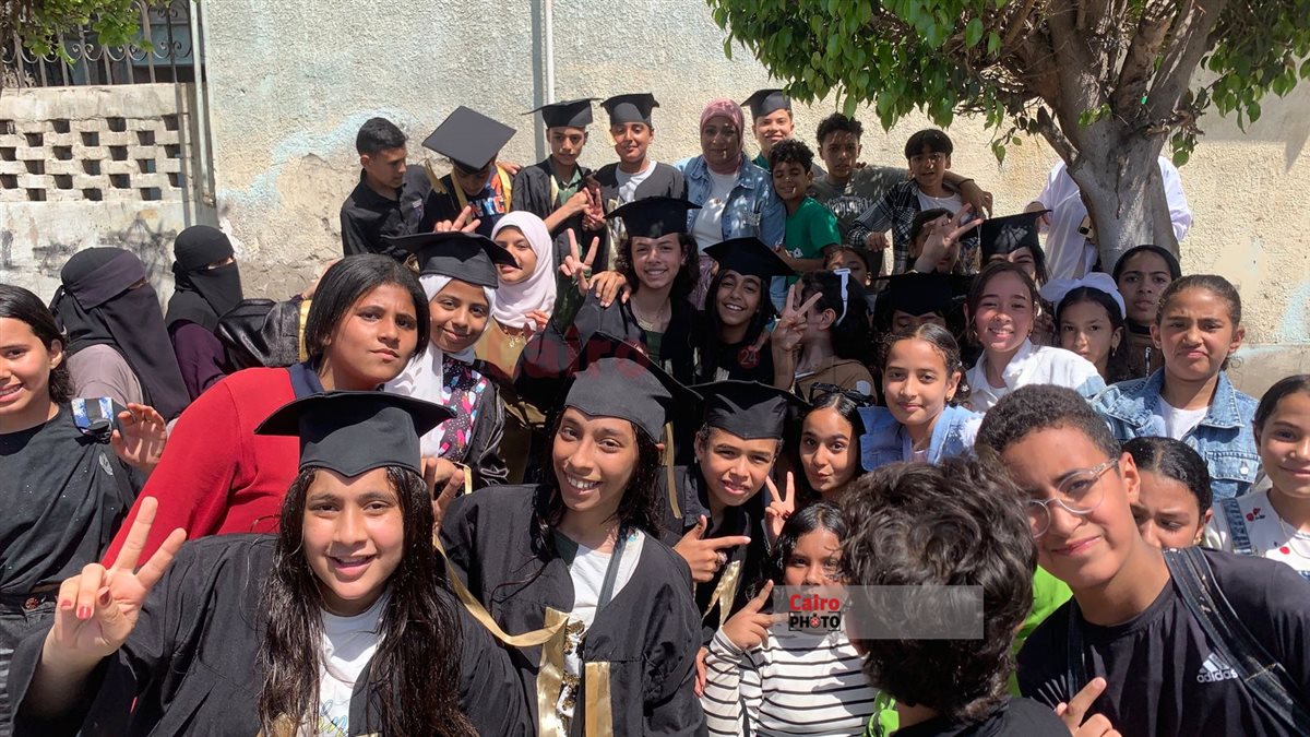 فرحة الطلاب بانتهاء الامتحانات ببورسعيد 