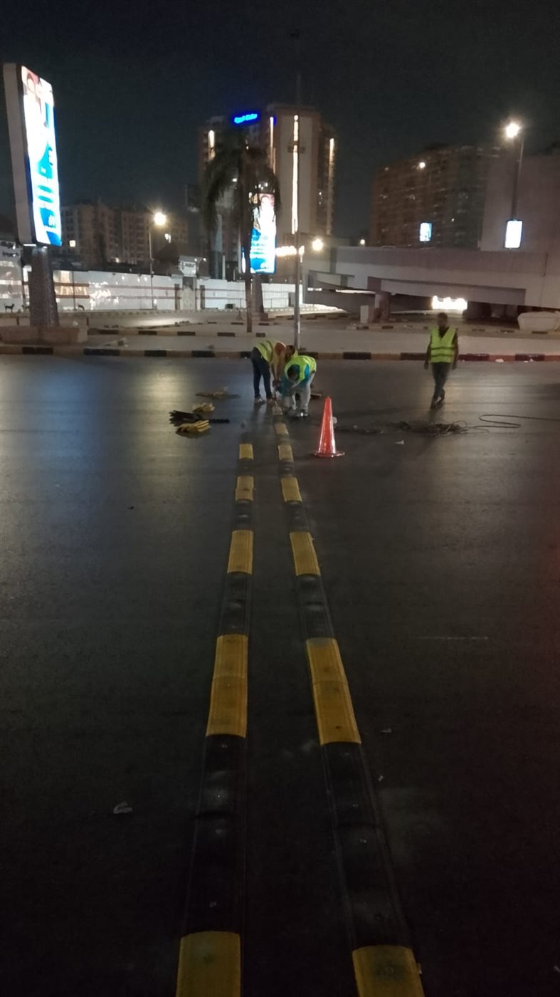 مطبّات تهدئة بعدد من النقاط بشارع جامعة الدول العربية&nbsp;